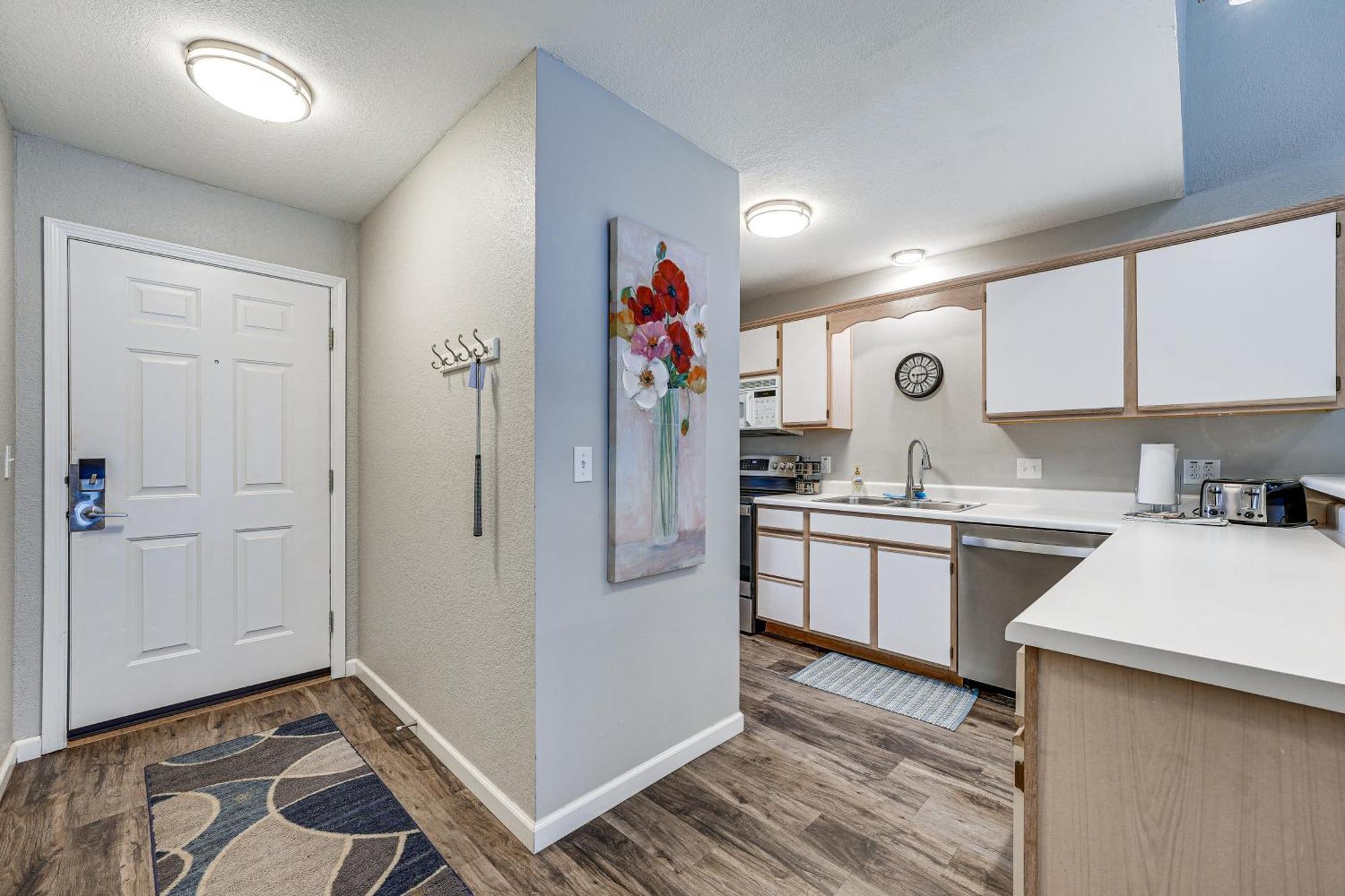 Lakefront Branson Penthouse With Resort Amenities! Exterior photo